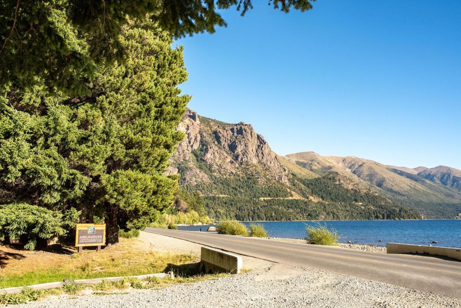 Arelauquen Bungalows&Suites San Carlos de Bariloche Exterior foto