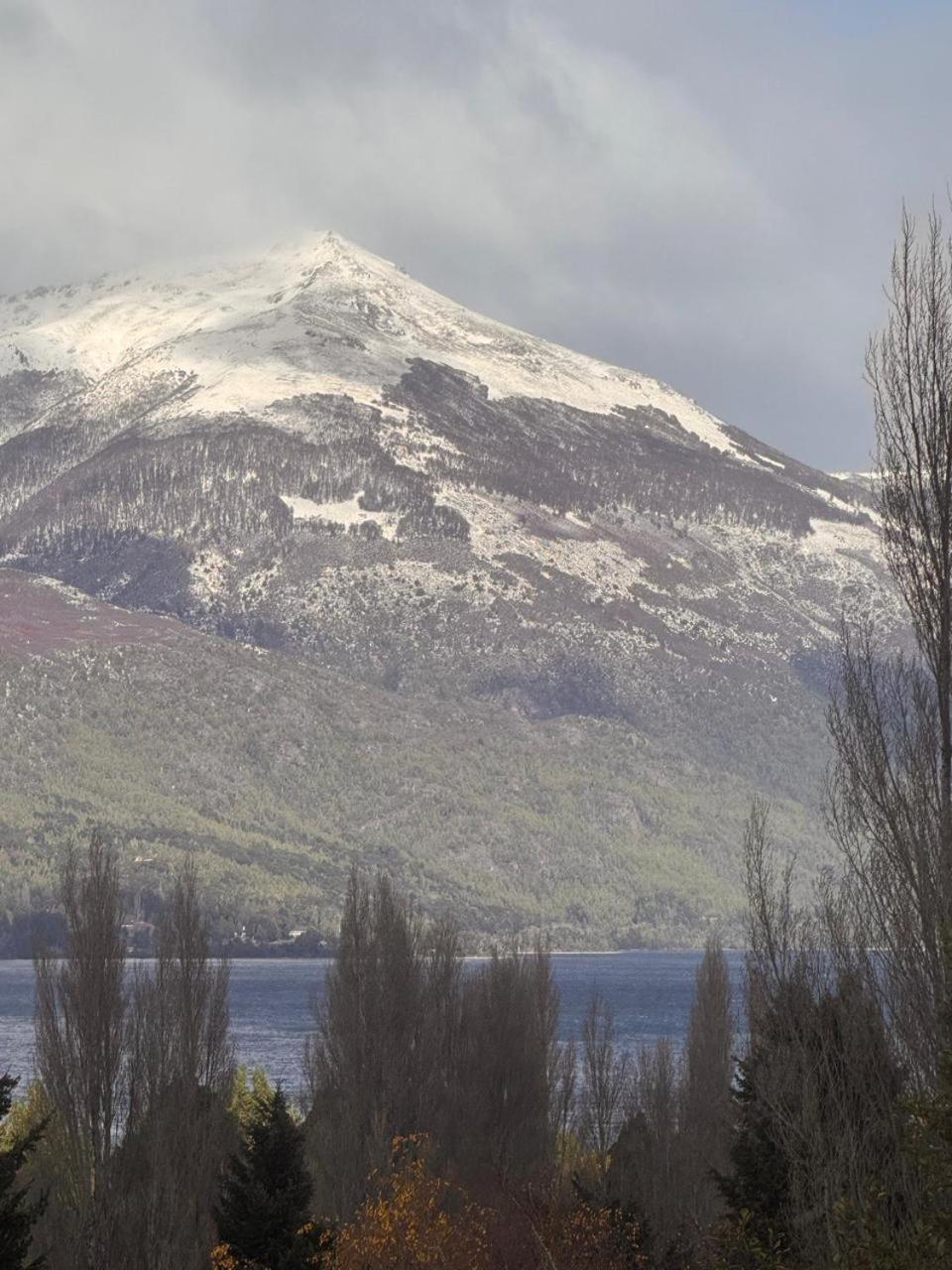 Arelauquen Bungalows&Suites San Carlos de Bariloche Exterior foto