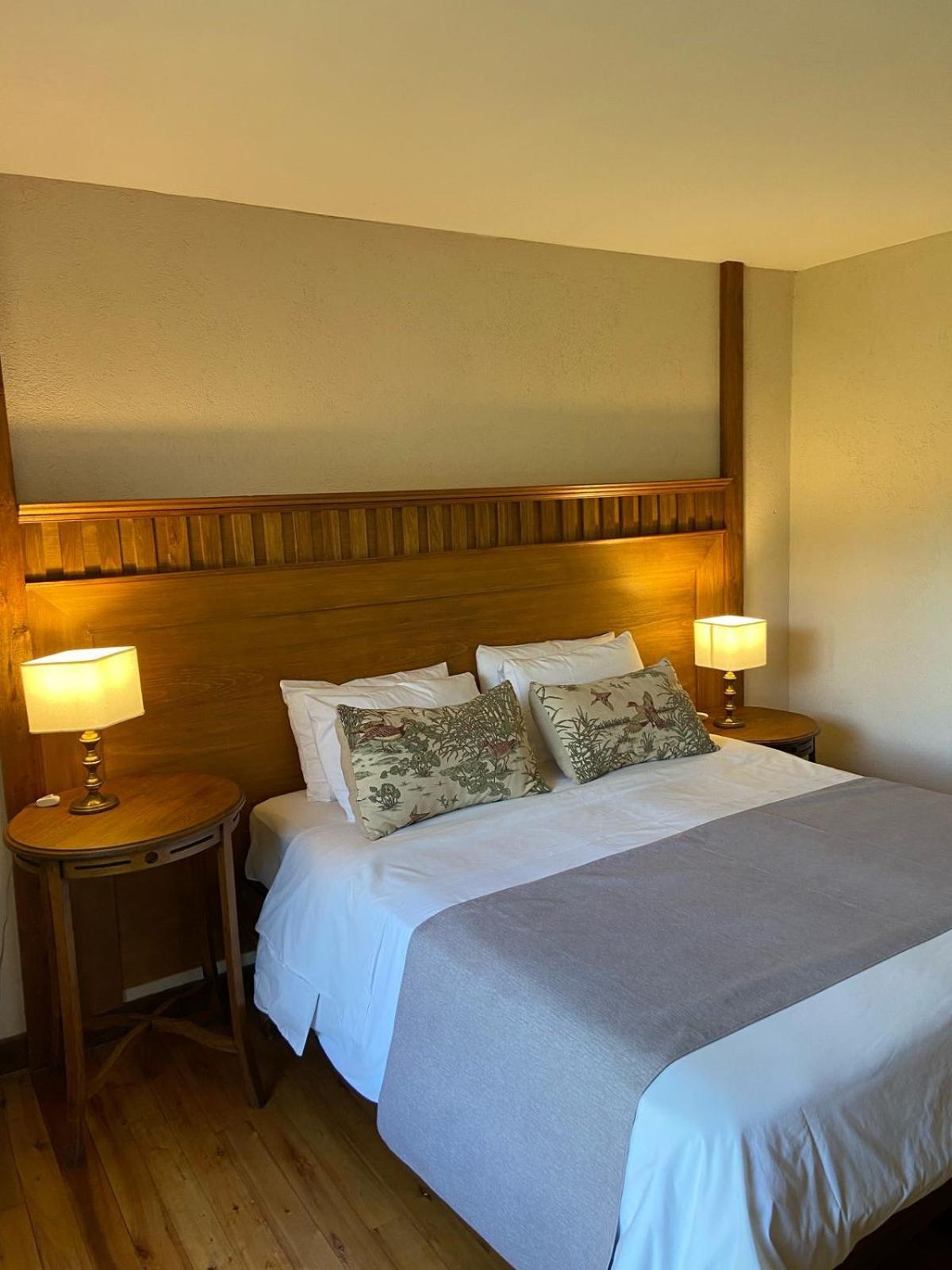 Arelauquen Bungalows&Suites San Carlos de Bariloche Exterior foto